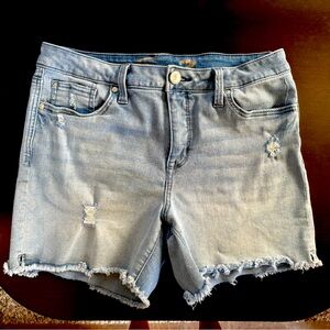 Sevens light wash shorts